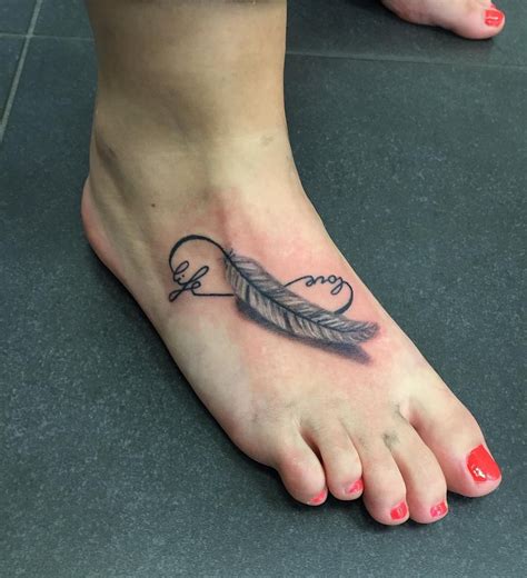 tatuajes para el pie de mujer|Tatuajes en el pie para mujeres: diseños y estilos